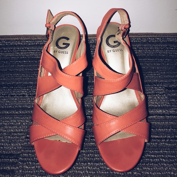 Guess Wedge Heels - Picture 2 of 3